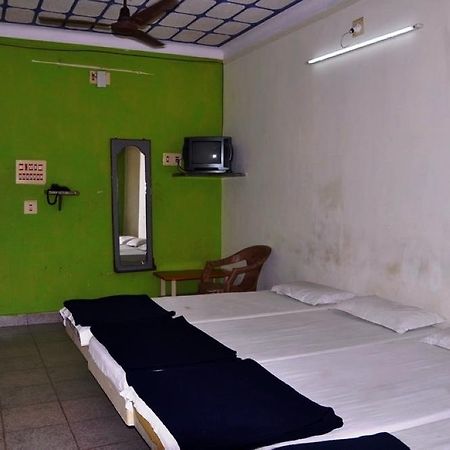 Hotel Shivam Dwārka 외부 사진