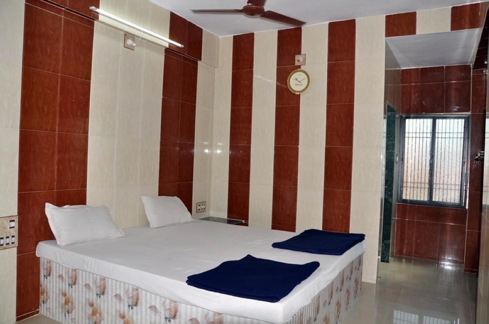 Hotel Shivam Dwārka 객실 사진
